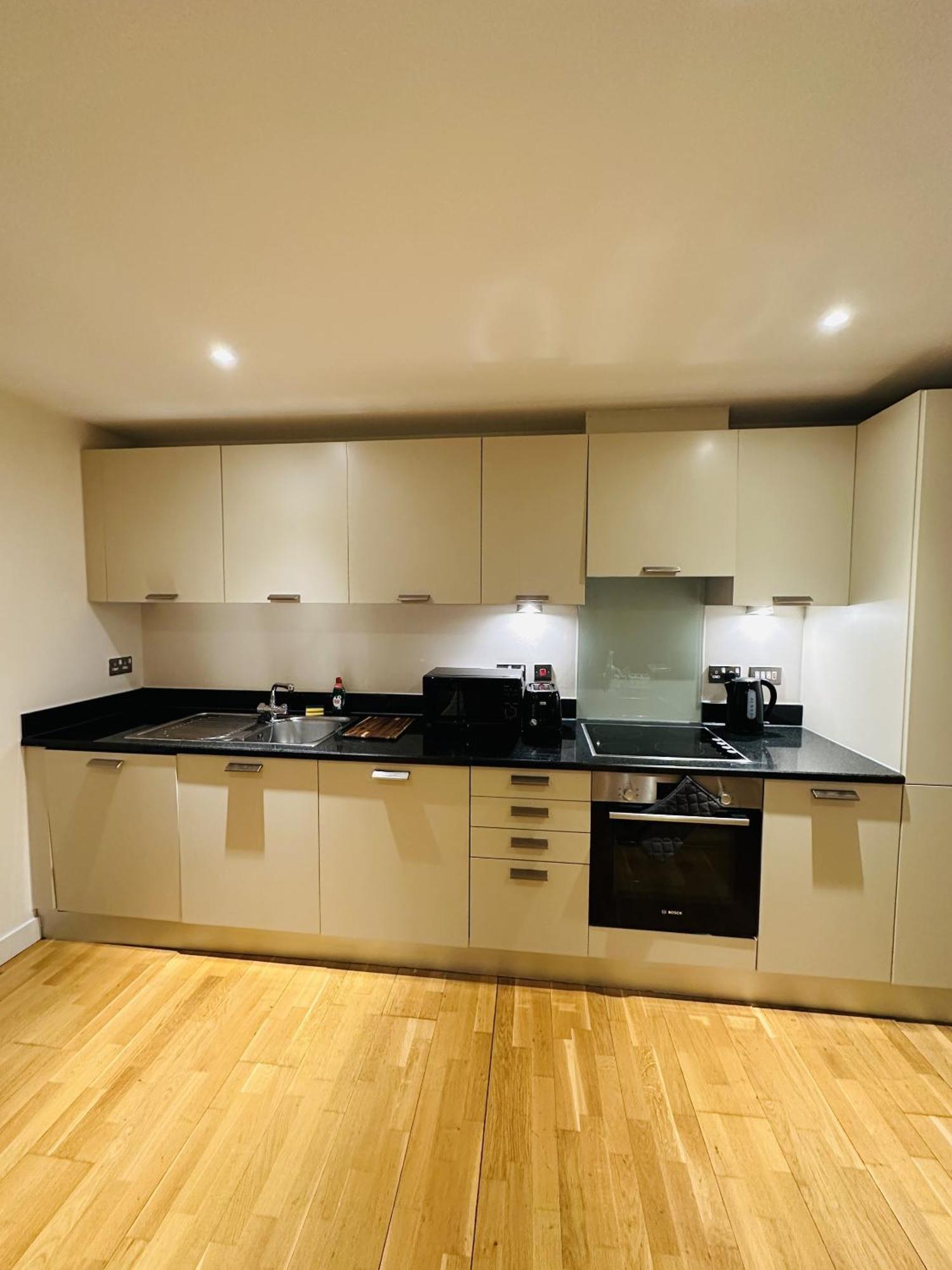 Cosy Modern Tower Bridge Apartment 伦敦 客房 照片
