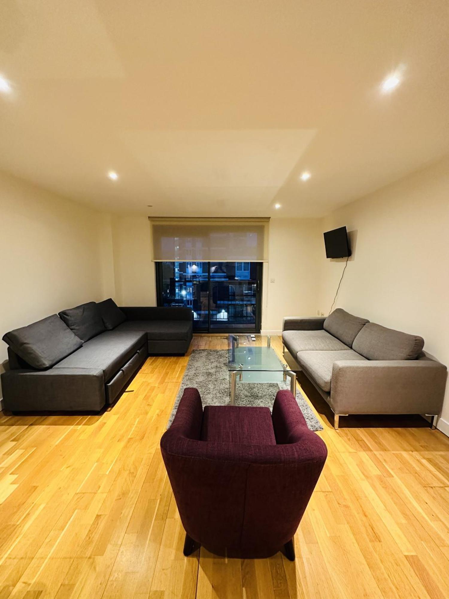 Cosy Modern Tower Bridge Apartment 伦敦 客房 照片